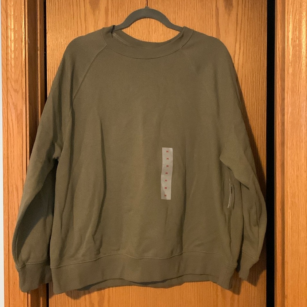 NWT Old Navy olive green sweatshirt